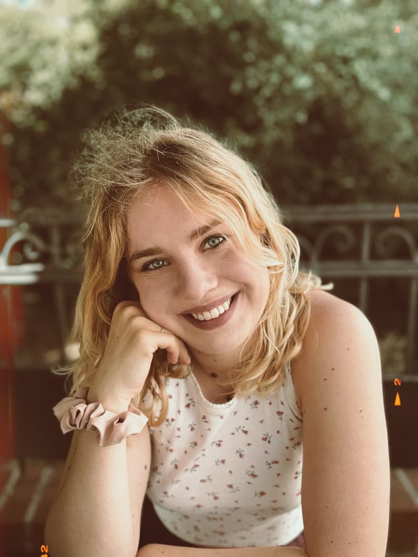 Lara Reed